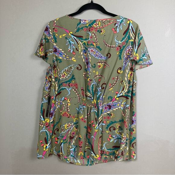 Colorful artsy paisley top shell 1X NWT flutter sleeve green office Tahari - Picture 7 of 11